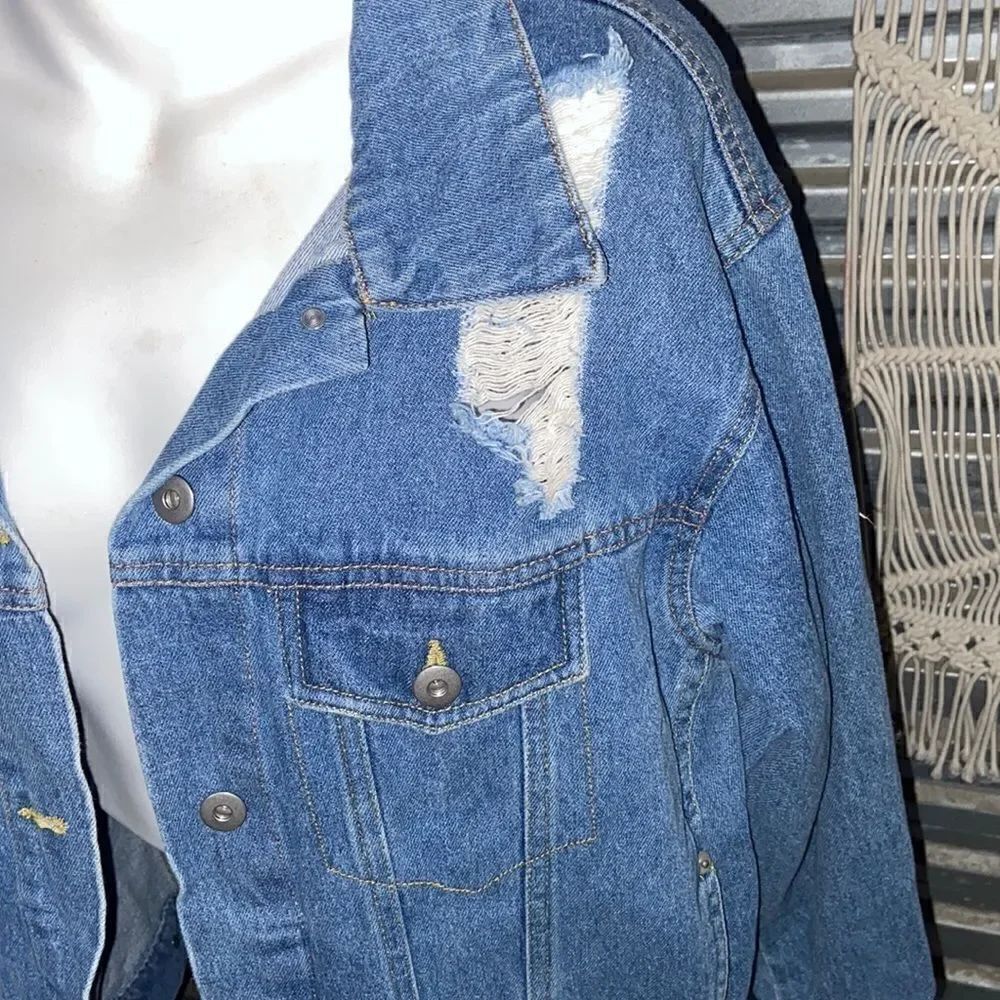 Love Tree Oversized Distressed Denim Blue Jean Jacket Medium - Picture 4 of 8